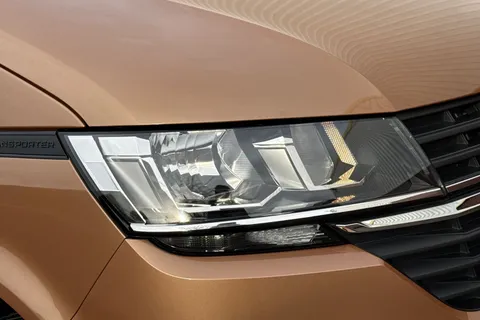 VN72BNO Volkswagen Transporter 2.0 TDI 150 Highline Van Thumbnail #30