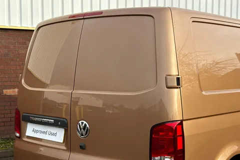 VN72BNO Volkswagen Transporter 2.0 TDI 150 Highline Van Thumbnail #34