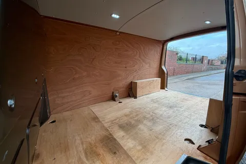 VN72BNO Volkswagen Transporter 2.0 TDI 150 Highline Van Thumbnail #43