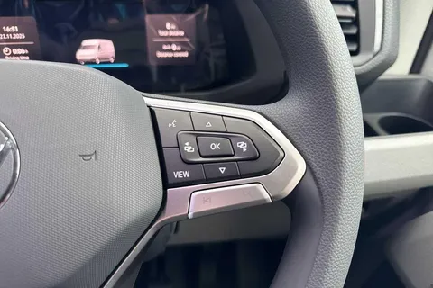 PN75MWU Volkswagen Crafter CR35 Panel van Commerce MWB 140 PS 2.0 TDI 6sp Manual FWD Thumbnail #29