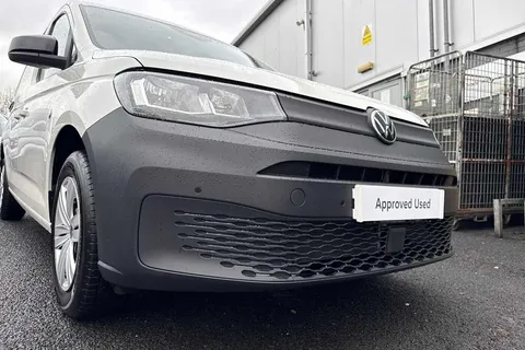 PJ75LFK Volkswagen Caddy Maxi C20 Caddy Cargo Commerce Maxi 102 PS 2.0 TDI 6sp Manual Thumbnail #26