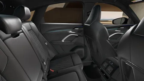  Audi Q5 2.0 TDI Edition 1 Sportback S Tronic quattro Euro 6 (s/s) 5dr Thumbnail #11