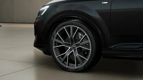  Audi Q7 3.0 TDI V6 Black Edition Tiptronic quattro Euro 6 (s/s) 5dr Thumbnail #4