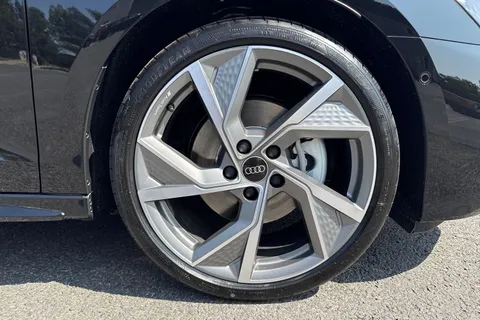 PN75FPL Audi A3 Black Edition 35 TFSI  150 PS S tronic Thumbnail #9