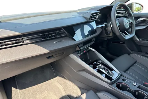 PN75FPL Audi A3 Black Edition 35 TFSI  150 PS S tronic Thumbnail #14