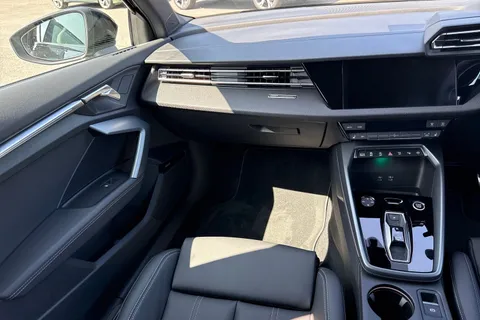 PN75FPL Audi A3 Black Edition 35 TFSI  150 PS S tronic Thumbnail #19