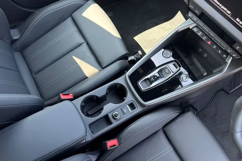 PN75FPL Audi A3 Black Edition 35 TFSI  150 PS S tronic Thumbnail #22