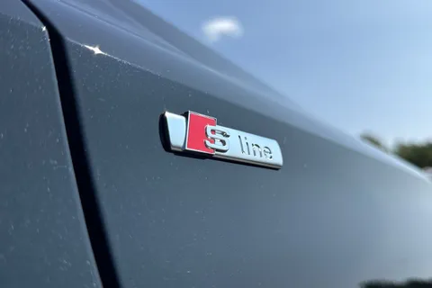 PN75FPL Audi A3 Black Edition 35 TFSI  150 PS S tronic Thumbnail #28