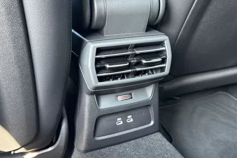 PN75FPL Audi A3 Black Edition 35 TFSI  150 PS S tronic Thumbnail #39