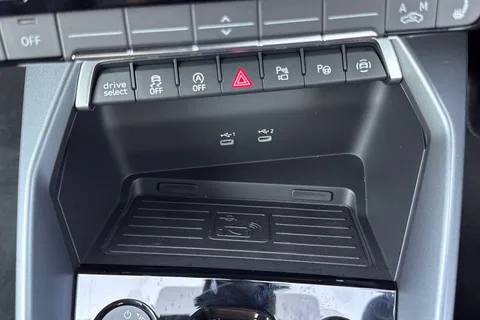 PN75FPL Audi A3 Black Edition 35 TFSI  150 PS S tronic Thumbnail #55