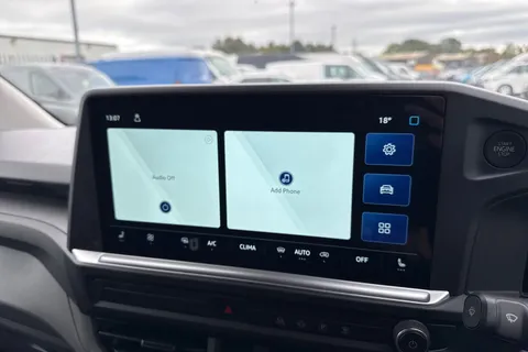 CX75HWJ Volkswagen Transporter 2.0 TDI T32 Commerce Pro Panel Van 5dr Diesel Auto 4Motion SWB Euro 6 (s/s) (150 ps) Thumbnail #27