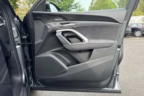 PK75LDA Audi Q5 SUV Edition 1 TDI quattro 204 PS S tronic Thumbnail #47