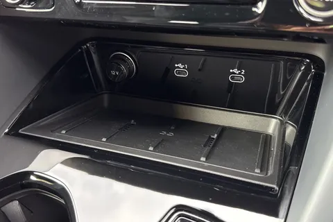 PK75LDA Audi Q5 SUV Edition 1 TDI quattro 204 PS S tronic Thumbnail #49