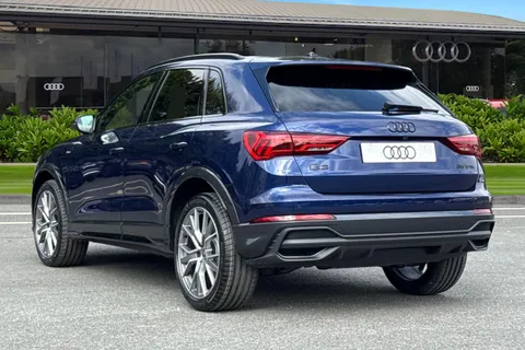 PN75FOA Audi Q3 Black Edition 35 TFSI  150 PS S tronic Thumbnail #3