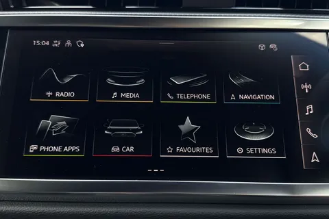 PN75FOA Audi Q3 Black Edition 35 TFSI  150 PS S tronic Thumbnail #17