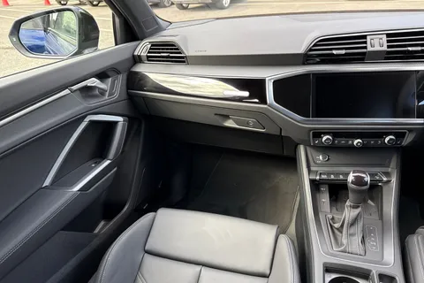 PN75FOA Audi Q3 Black Edition 35 TFSI  150 PS S tronic Thumbnail #20