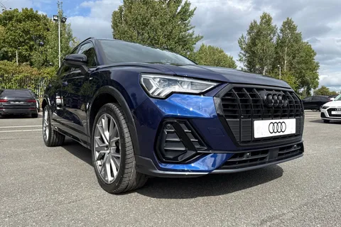 PN75FOA Audi Q3 Black Edition 35 TFSI  150 PS S tronic Thumbnail #28