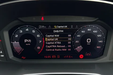 PN75FOA Audi Q3 Black Edition 35 TFSI  150 PS S tronic Thumbnail #53