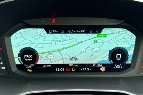 PN75FOA Audi Q3 Black Edition 35 TFSI  150 PS S tronic Thumbnail #54