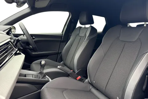 PK75EPN Audi A1 Black Edition 25 TFSI 95 PS 5-speed Thumbnail #16