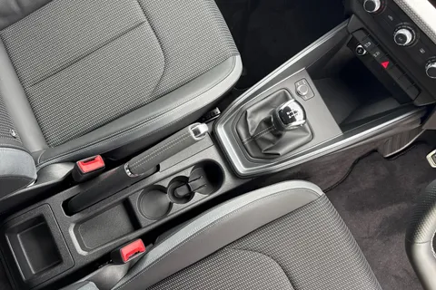 PK75EPN Audi A1 Black Edition 25 TFSI 95 PS 5-speed Thumbnail #23