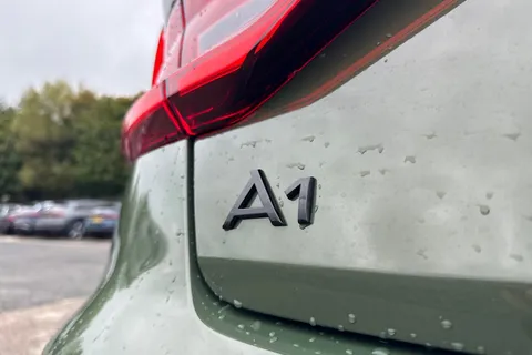 PK75EPN Audi A1 Black Edition 25 TFSI 95 PS 5-speed Thumbnail #35