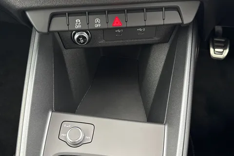 PK75EPN Audi A1 Black Edition 25 TFSI 95 PS 5-speed Thumbnail #43