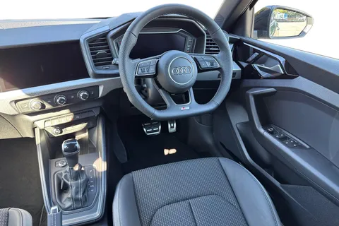 PK75LKC Audi A1 Black Edition 30 TFSI  116 PS S tronic Thumbnail #18