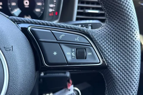 PK75LKC Audi A1 Black Edition 30 TFSI  116 PS S tronic Thumbnail #51