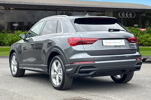 PJ25WXU Audi Q3 S line 35 TFSI  150 PS S tronic Thumbnail #3