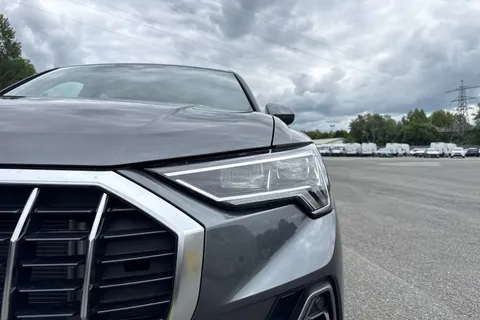 PJ25WXU Audi Q3 S line 35 TFSI  150 PS S tronic Thumbnail #25