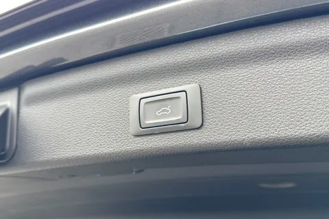 PJ25WXU Audi Q3 S line 35 TFSI  150 PS S tronic Thumbnail #38