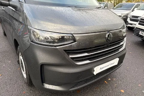 PJ75APU Volkswagen Transporter T28 Panel Van Commerce LWB 110 PS 2.0 TDI 6sp Manual Thumbnail #9