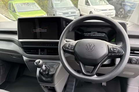 PJ75APU Volkswagen Transporter T28 Panel Van Commerce LWB 110 PS 2.0 TDI 6sp Manual Thumbnail #18