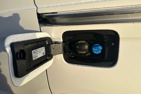 39 of 42 for Volkswagen Caddy C20 Caddy Cargo Commerce SWB 102 PS 2.0 TDI 6sp Manual