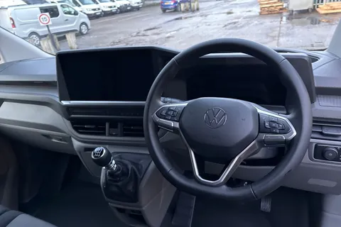 PJ75APV Volkswagen Transporter T30 Panel Van Commerce Pro SWB 150 PS 2.0 TDI 6sp Manual Thumbnail #18