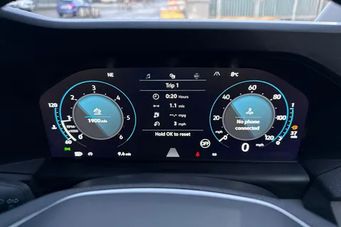 PJ75APV Volkswagen Transporter T30 Panel Van Commerce Pro SWB 150 PS 2.0 TDI 6sp Manual Thumbnail #34