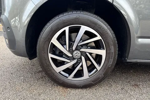 13 of 51 for Volkswagen California Ocean SWB 150 PS 2.0 TDI 7sp DSG