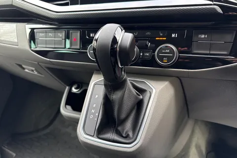 23 of 51 for Volkswagen California Ocean SWB 150 PS 2.0 TDI 7sp DSG