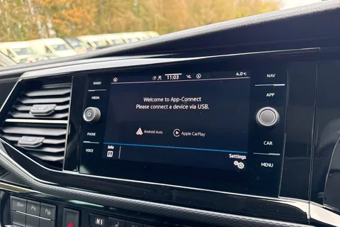 33 of 51 for Volkswagen California Ocean SWB 150 PS 2.0 TDI 7sp DSG