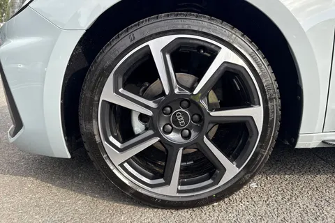 PK75BWN Audi A1 Black Edition 30 TFSI  116 PS 6-speed Thumbnail #13