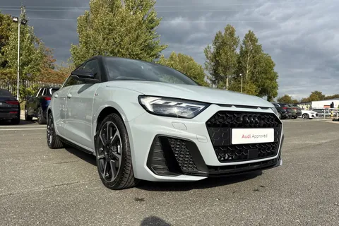 PK75BWN Audi A1 Black Edition 30 TFSI  116 PS 6-speed Thumbnail #29