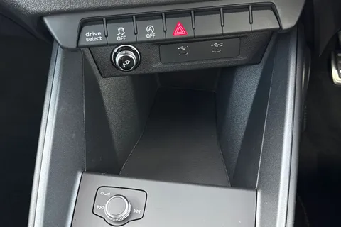 PK75BWN Audi A1 Black Edition 30 TFSI  116 PS 6-speed Thumbnail #52