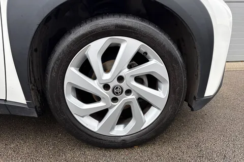 KF72TAU Toyota Aygo X 1.0 VVT-i Pure x-shift Euro 6 (s/s) 5dr Thumbnail #12