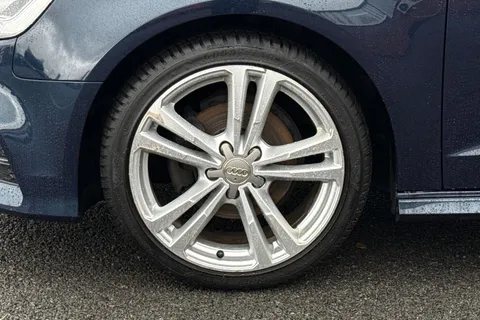 13 of 52 for Audi A3 1.5 TFSI CoD S line Sportback Euro 6 (s/s) 5dr