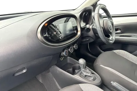 KF72TAU Toyota Aygo X 1.0 VVT-i Pure x-shift Euro 6 (s/s) 5dr Thumbnail #16