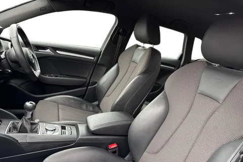 16 of 52 for Audi A3 1.5 TFSI CoD S line Sportback Euro 6 (s/s) 5dr