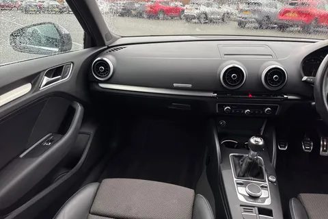 20 of 52 for Audi A3 1.5 TFSI CoD S line Sportback Euro 6 (s/s) 5dr