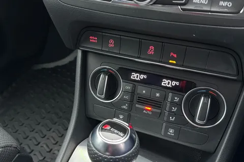 22 of 54 for Audi Q3 S line Edition 2.0 TFSI quattro 180 PS S tronic