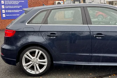 28 of 52 for Audi A3 1.5 TFSI CoD S line Sportback Euro 6 (s/s) 5dr